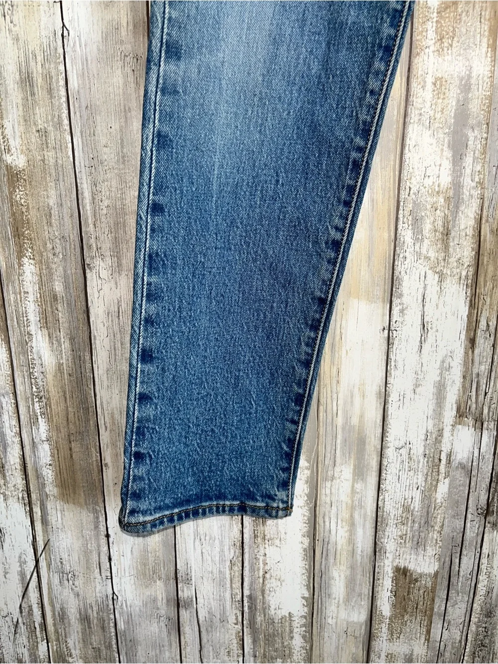 Levi’s Wedgie Straight Jeans NWT High Rise Cropped Denim Size 23 - Picture 4 of 6